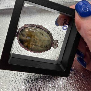 Labradorite pendant necklace